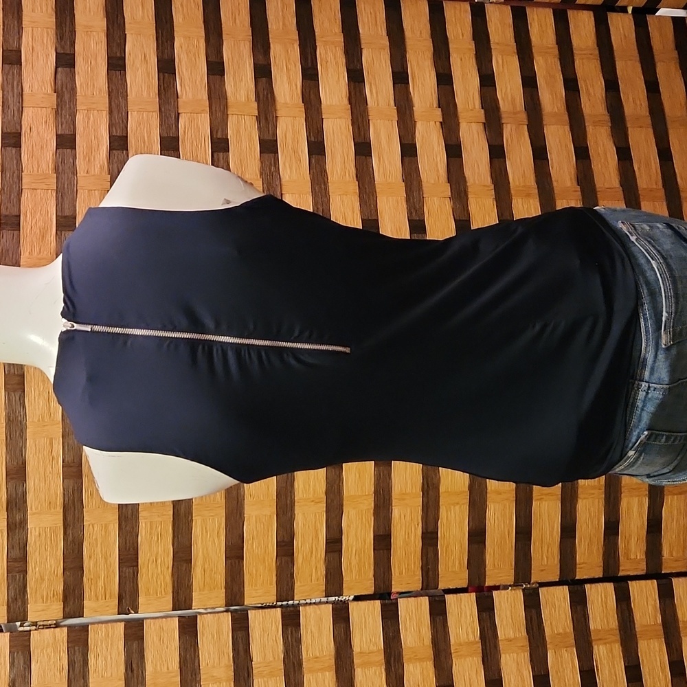 EUC! Cache spandex silver stud shelf bra tank - Picture 4 of 7